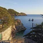 Dimitris * Paleokastrítsa