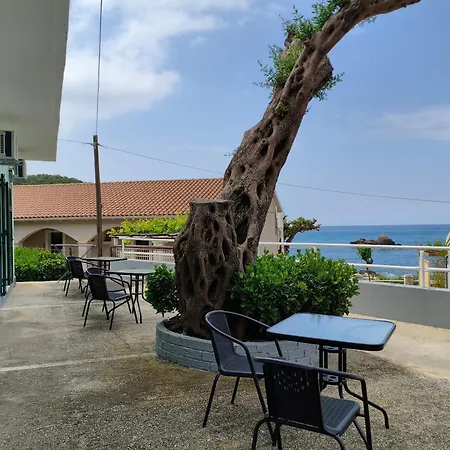 Dimitris Apartmán *